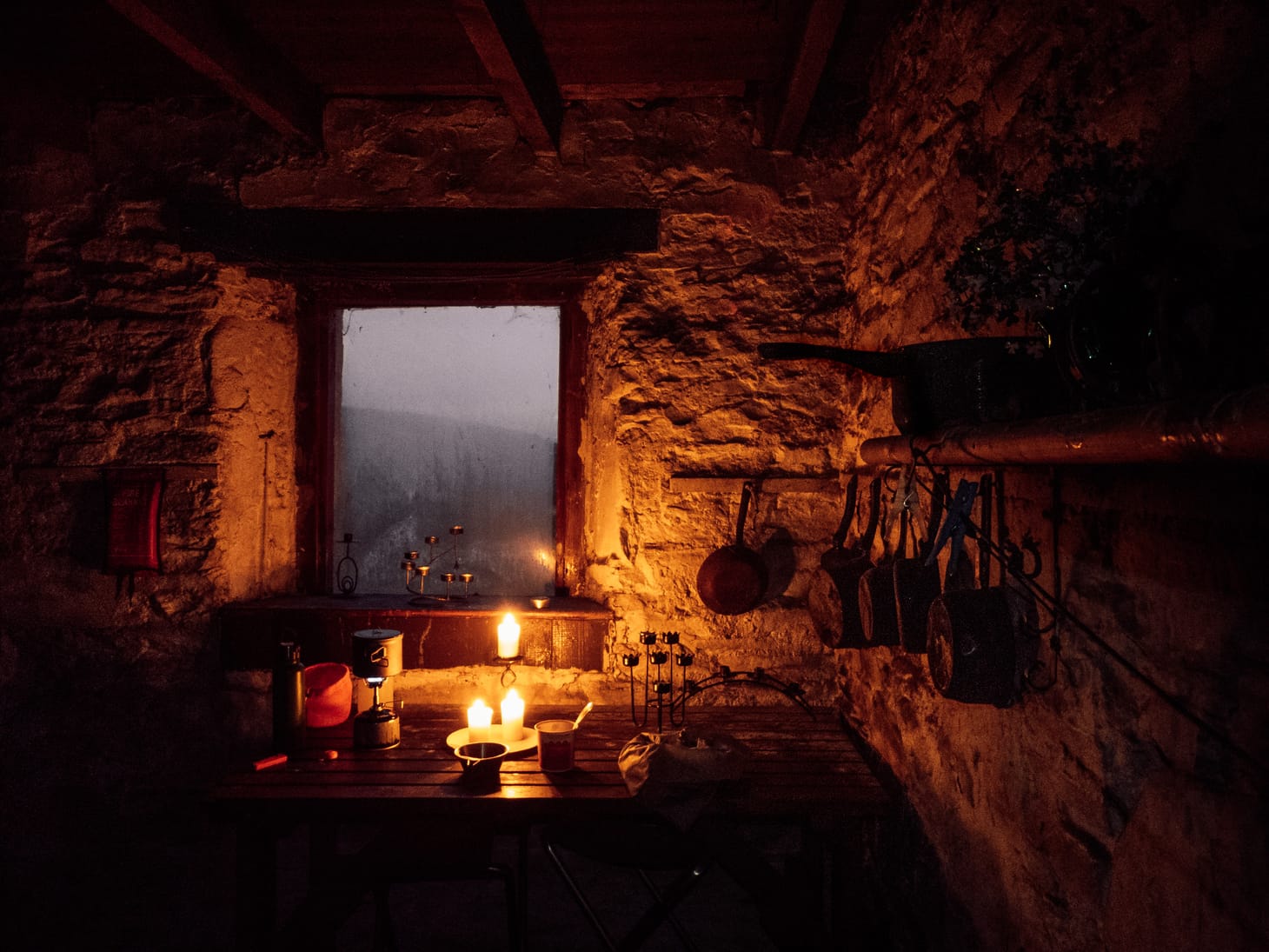 Unplugged #1: solitary bothy nights, unlocking the winter mountains, and finite FTW